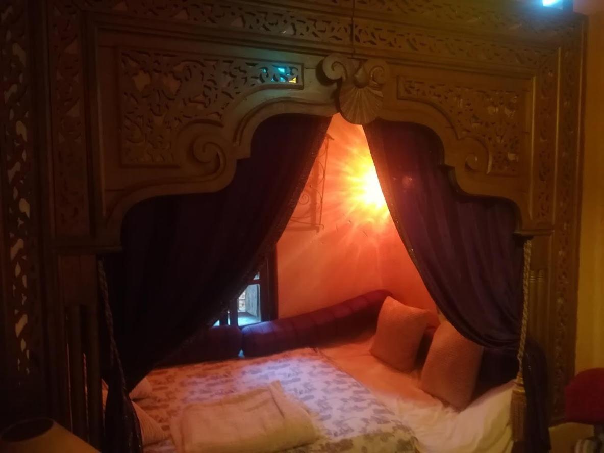 Riad Dar El Caid - Palais XIII Siecle Tozeur Eksteriør bilde